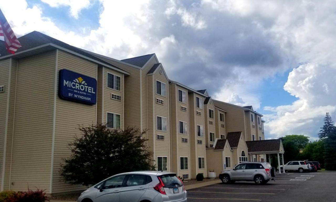 Microtel Inn & Suites By Wyndham Prairie Du Chien Eksteriør billede